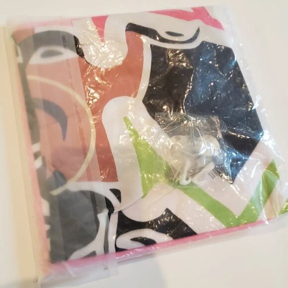 AKA Tapestry  - Picture 5 of 6